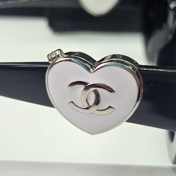 CHANEL Black Sunglasses with Heart Decor - Picture 11 of 15